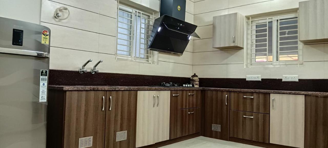 Shi'S Vilva - The Bungalow In Coimbatore - Near Airport, Kmch, Codesia Exterior photo