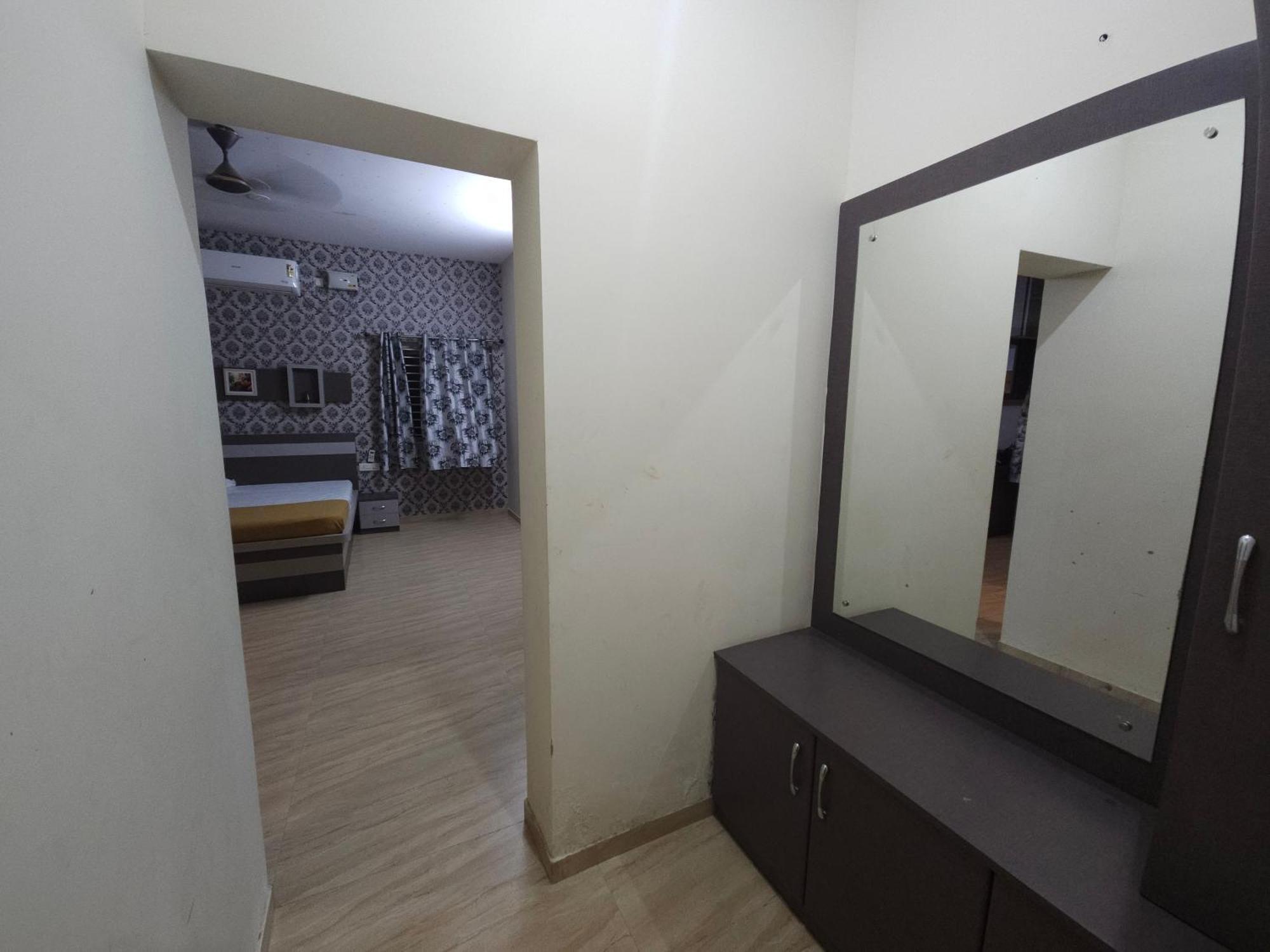 Shi'S Vilva - The Bungalow In Coimbatore - Near Airport, Kmch, Codesia Exterior photo